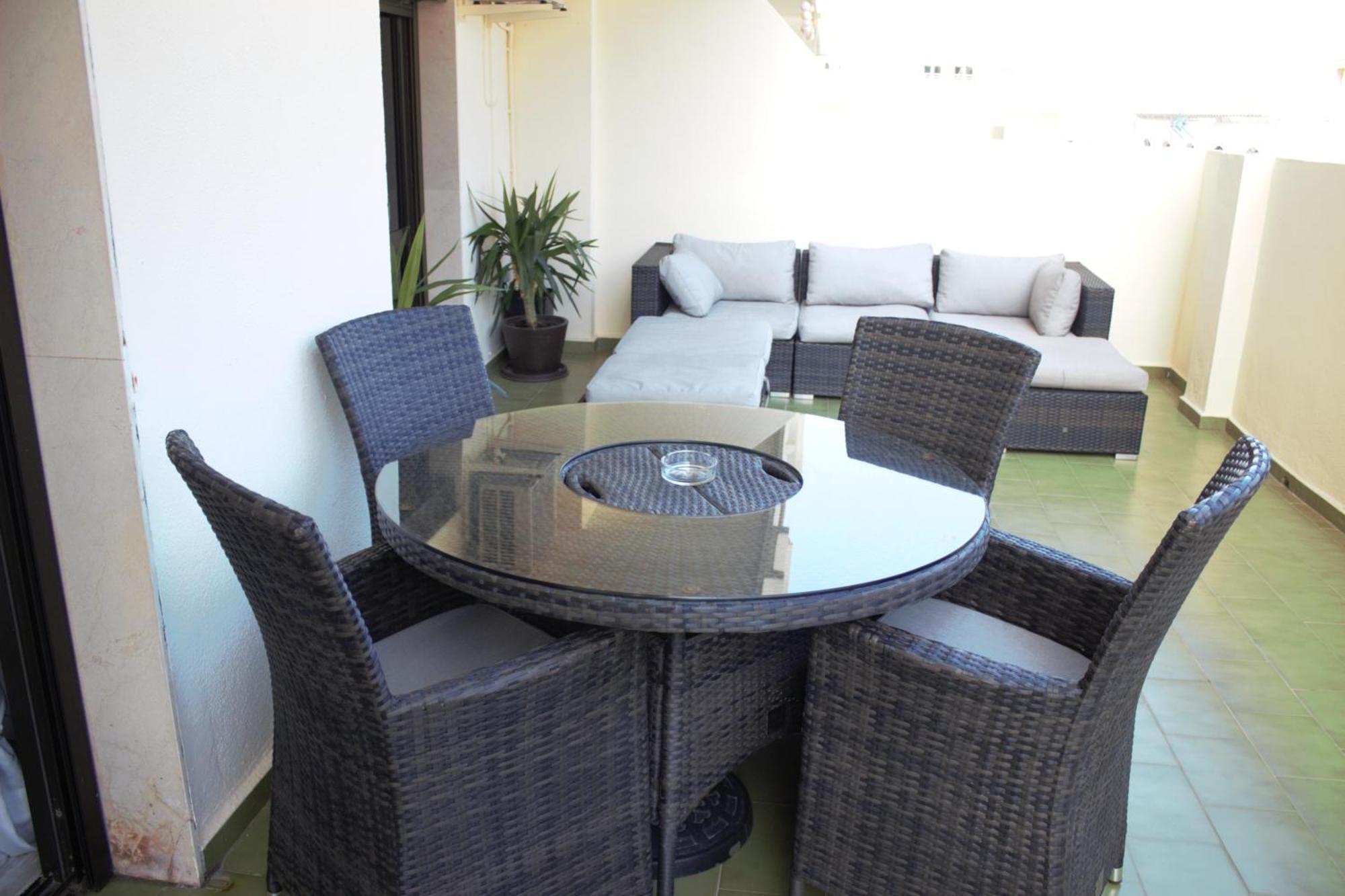 2 Bedroom 2 Bathroom Apartment In The Heart Of Fuengirola With Big Terrace And Free Parking Space Close To Beach Exterior foto