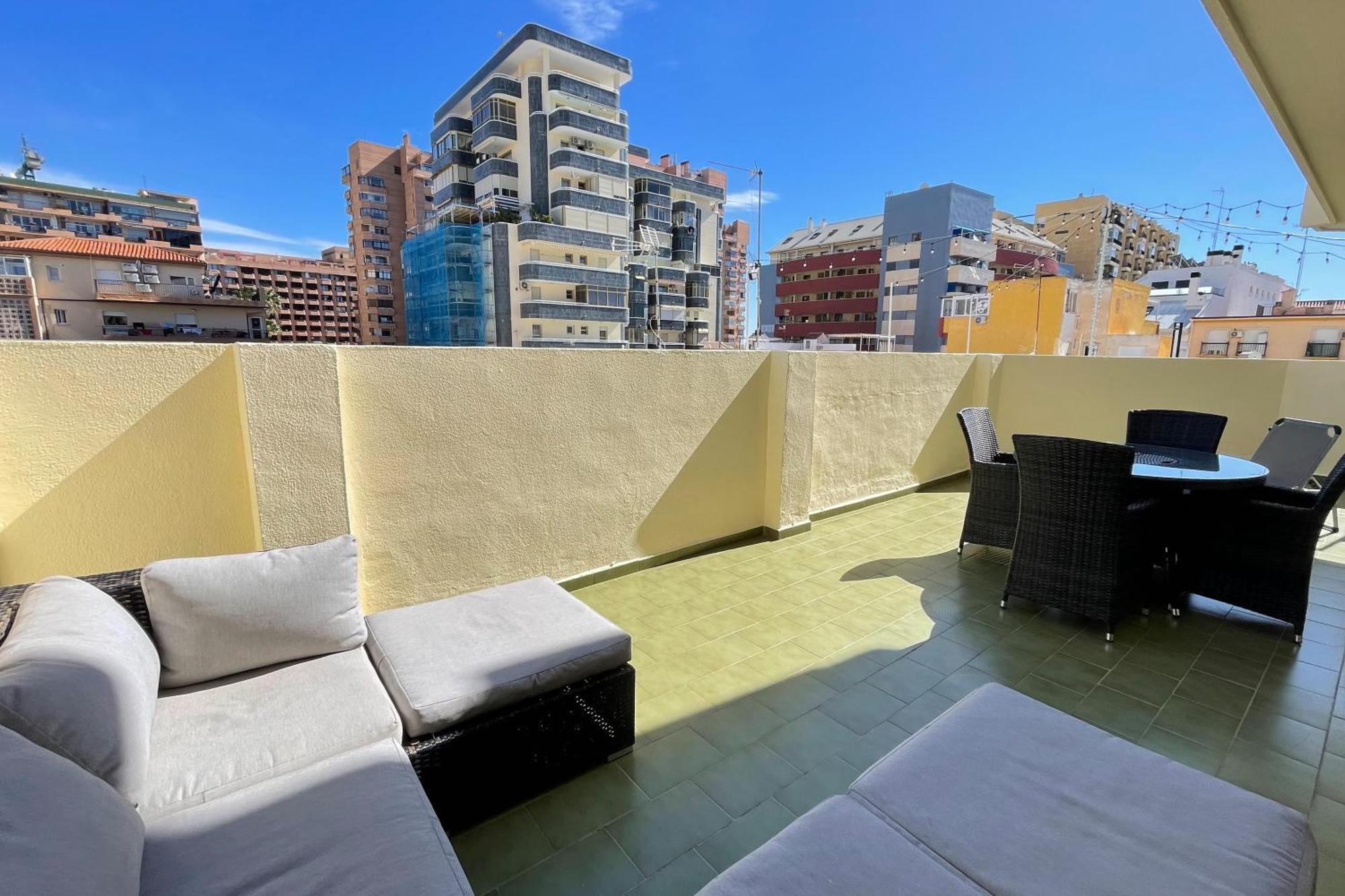 2 Bedroom 2 Bathroom Apartment In The Heart Of Fuengirola With Big Terrace And Free Parking Space Close To Beach Exterior foto